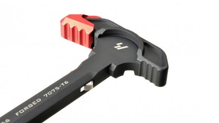 Накладка Strike Industries для захвата ручки взведения затвора AR-15 ISO Tab (Si-ISOTAB-BK) - фото 3 Накладка Strike Industries для захвата ручки взведения затвора AR-15 ISO Tab (Si-ISOTAB-BK) - фото 3