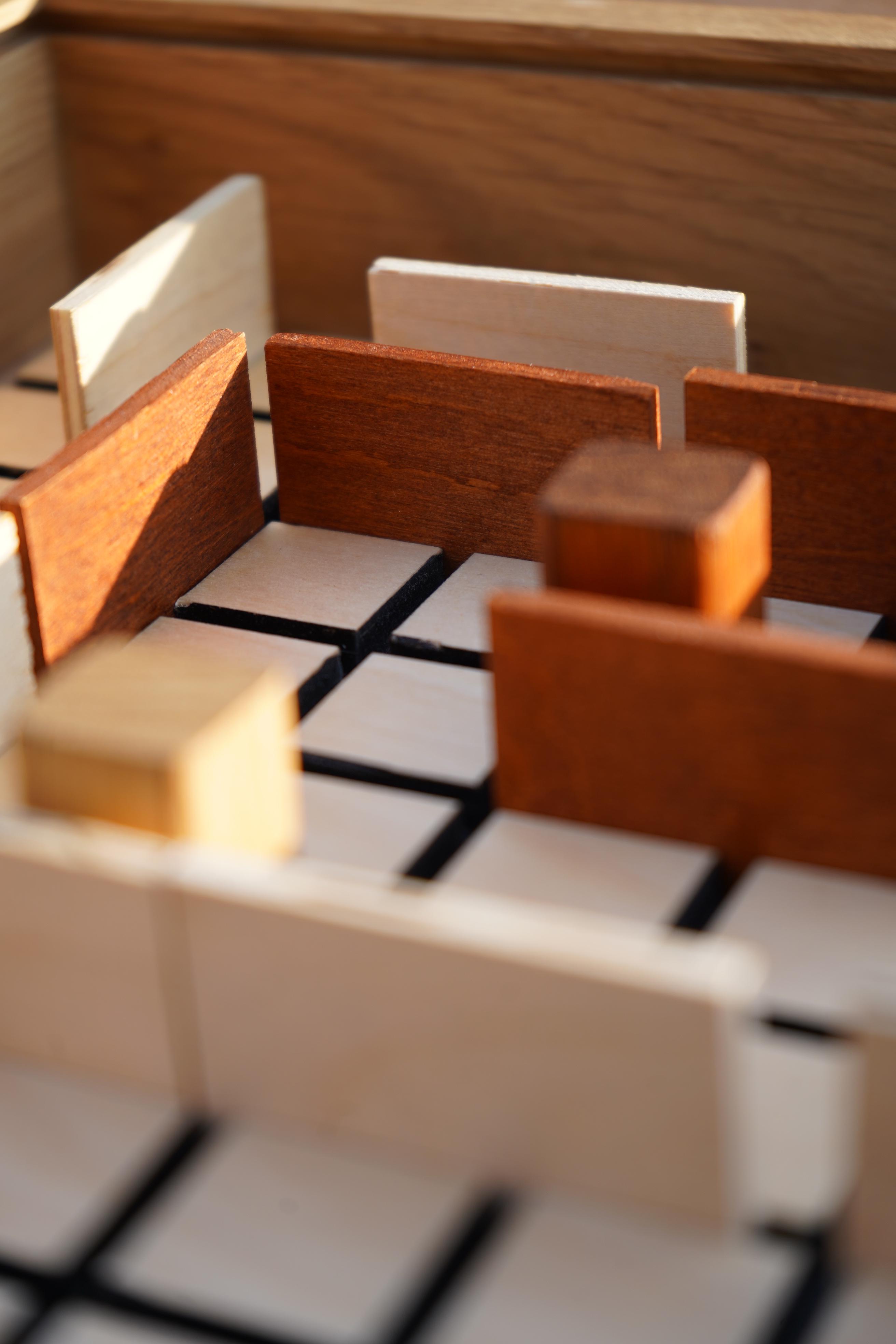 Настільна гра дервʼяна Коридор 30х30х6 см (29614112) - фото 9 Настільна гра дервʼяна Коридор 30х30х6 см (29614112) - фото 9