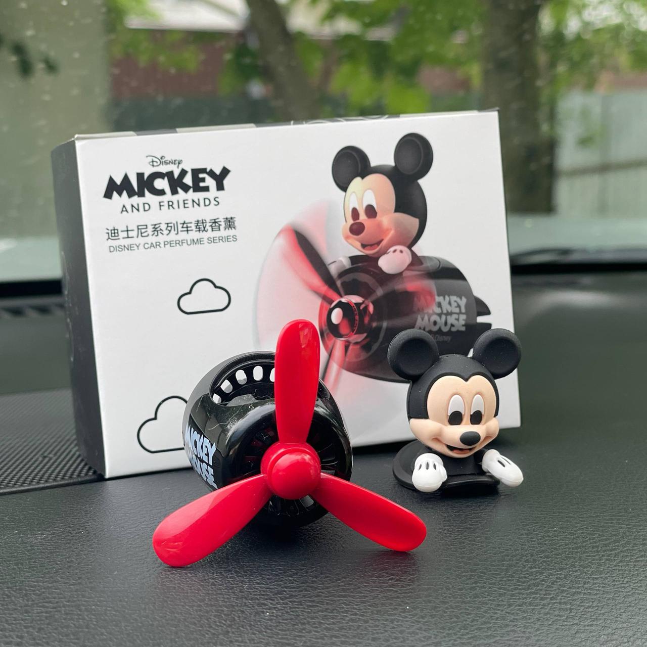 Ароматизатор пилот на решетку обдува в машину Микки Маус - фото 8 Ароматизатор пилот на решетку обдува в машину Микки Маус - фото 8