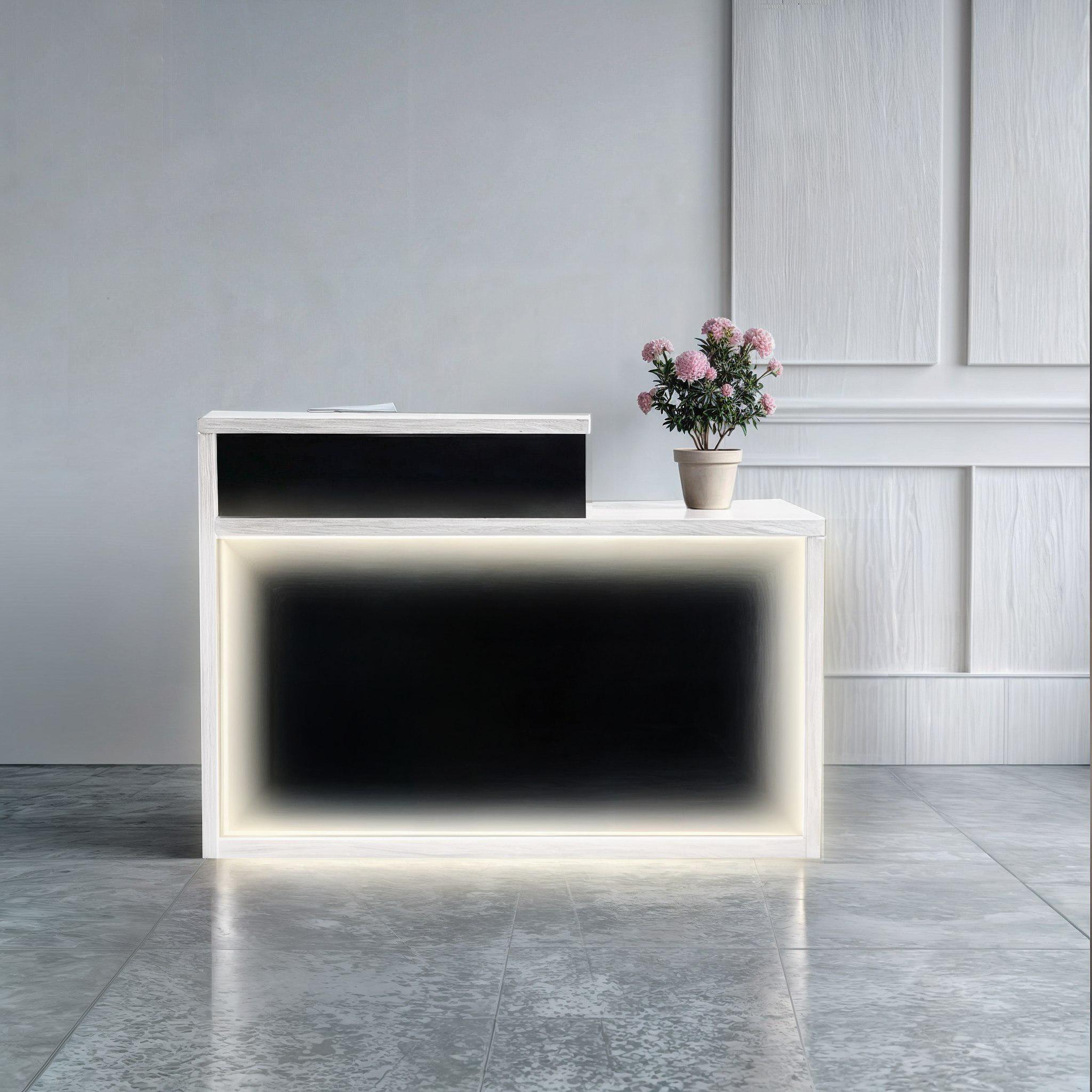 Стойка администратора прямая ТОБІ ШО Ресепшн/4 правосторонняя с подсветкой 1400х600х1050 мм Белый/Черный (29030934) - фото 1 Стойка администратора прямая ТОБІ ШО Ресепшн/4 правосторонняя с подсветкой 1400х600х1050 мм Белый/Черный (29030934) - фото 1