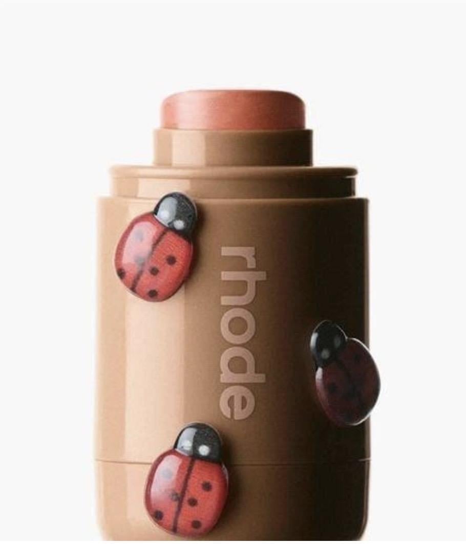 Рум’яна кремові Rhode Pocket Blush Freckle 5,3 мл (850055527119) Рум’яна кремові Rhode Pocket Blush Freckle 5,3 мл (850055527119)