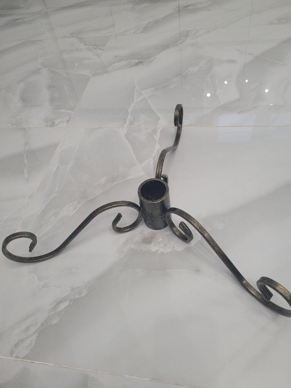 Підставка під ялинку кована d 60 мм Золотистий (30835979) - фото 5 Підставка під ялинку кована d 60 мм Золотистий (30835979) - фото 5