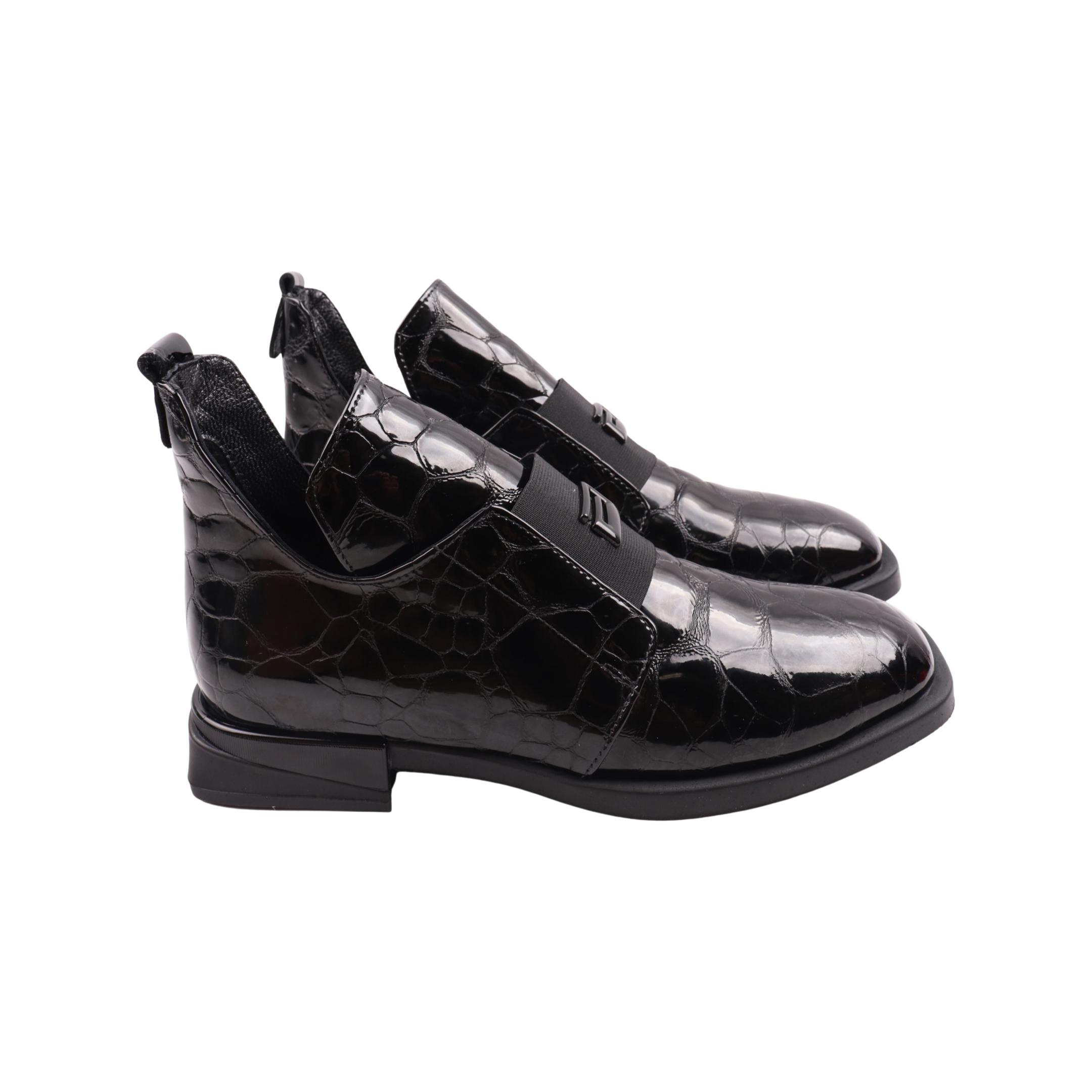 Ботинки женские Aquamarin из лаковой кожи р. 40 Черный (2249-23DHC)