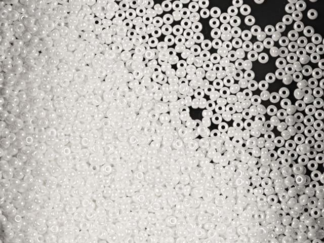 Бісер Preciosa 46102 перлинний 50 г Білий (2394813720) - фото 1 Бісер Preciosa 46102 перлинний 50 г Білий (2394813720) - фото 1