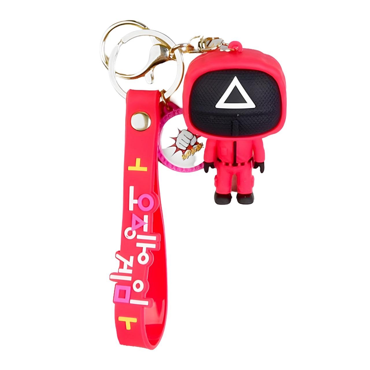 Брелок "Игра в кальмара" Надзиратель Треугольник (С50599)