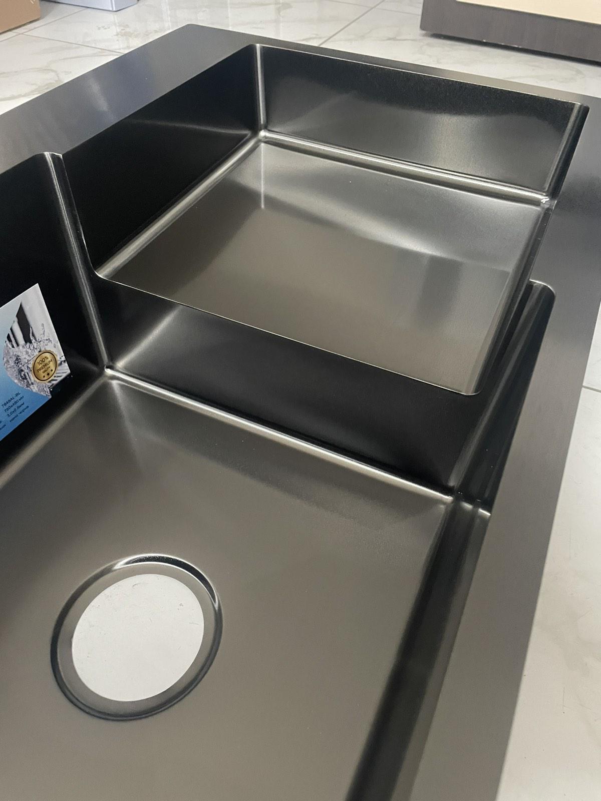 Мийка для кухні Kraft 7848 АL ліва з гнучким краном/сифоном/кошик/дозатор - фото 13