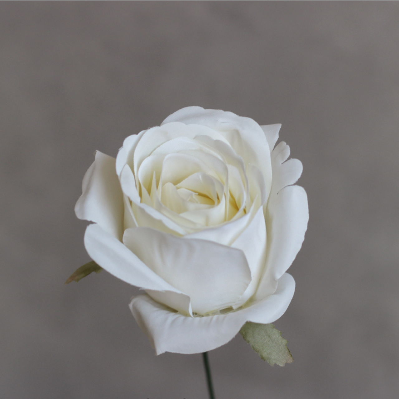 Бутон искусственный Роза Поло 8,5 см Масляный (2537358109)