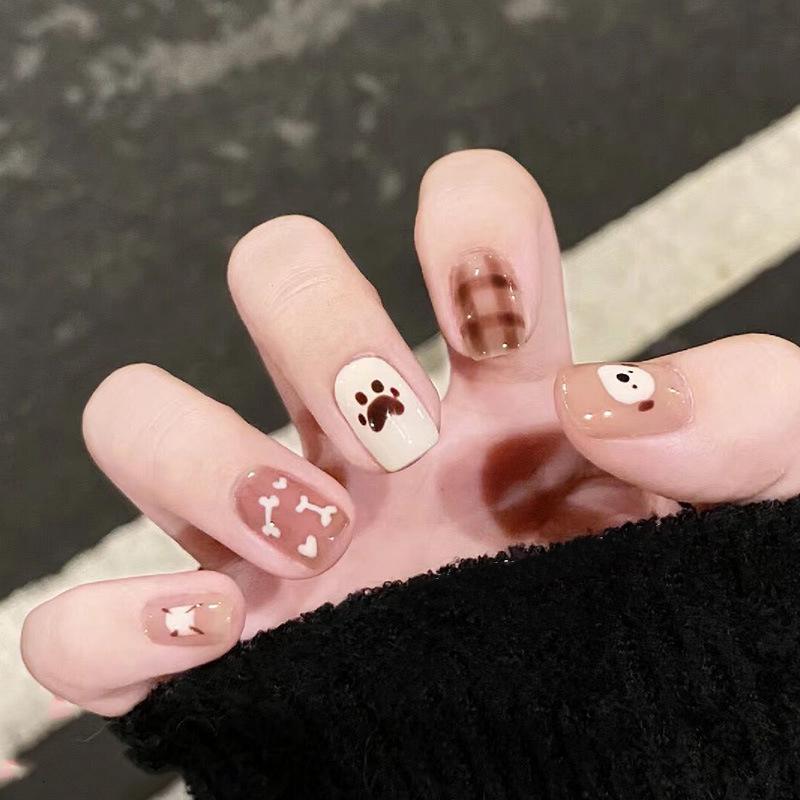 Накладные ногти с собачьими лапками и косточками с клеем Bananahall 24 шт. LK13457 Бежевый (A9752) - фото 2 Накладные ногти с собачьими лапками и косточками с клеем Bananahall 24 шт. LK13457 Бежевый (A9752) - фото 2