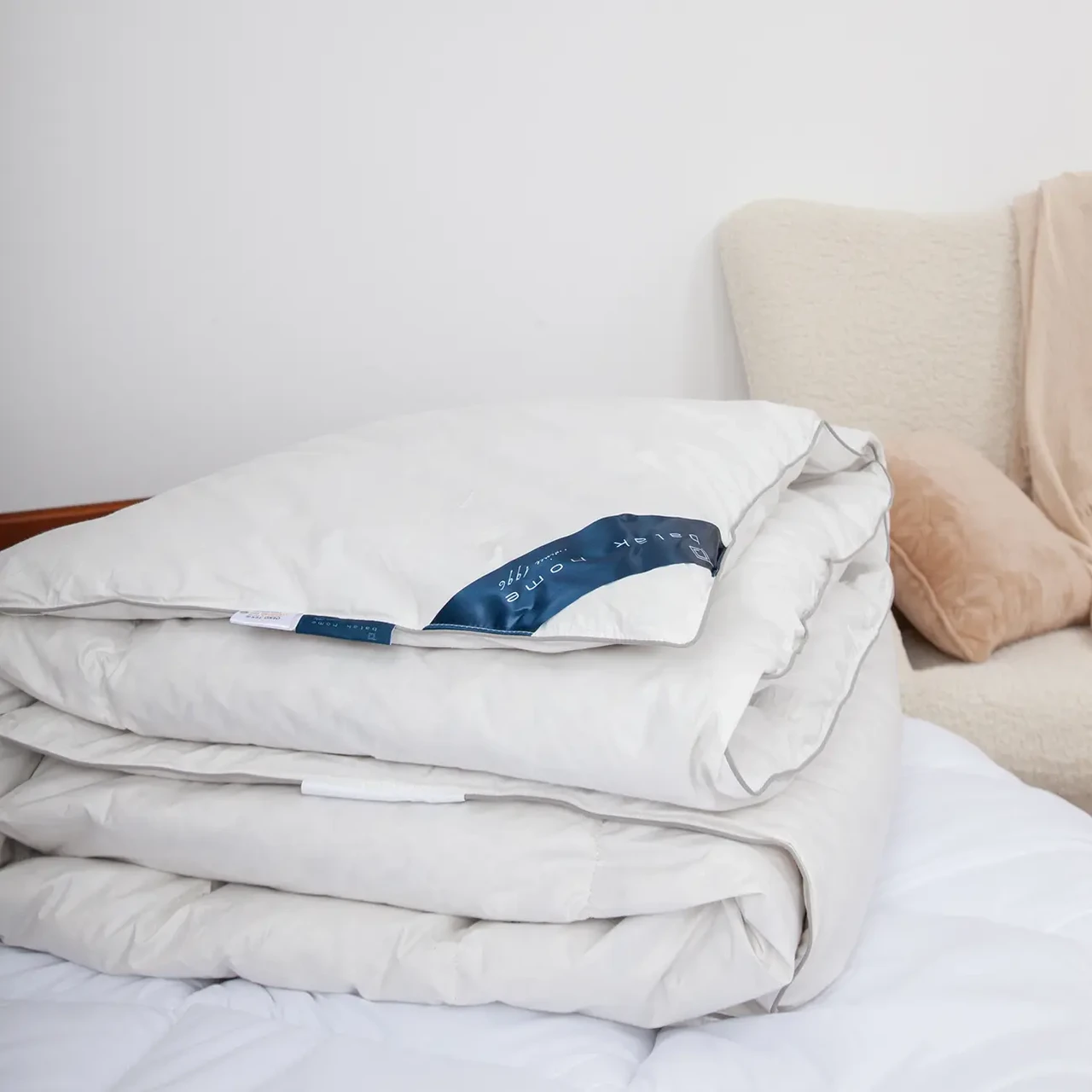 Одеяло демисезонное COTE BLANC Премиум евро кассетное пуховое 200х210 см - фото 3 Одеяло демисезонное COTE BLANC Премиум евро кассетное пуховое 200х210 см - фото 3