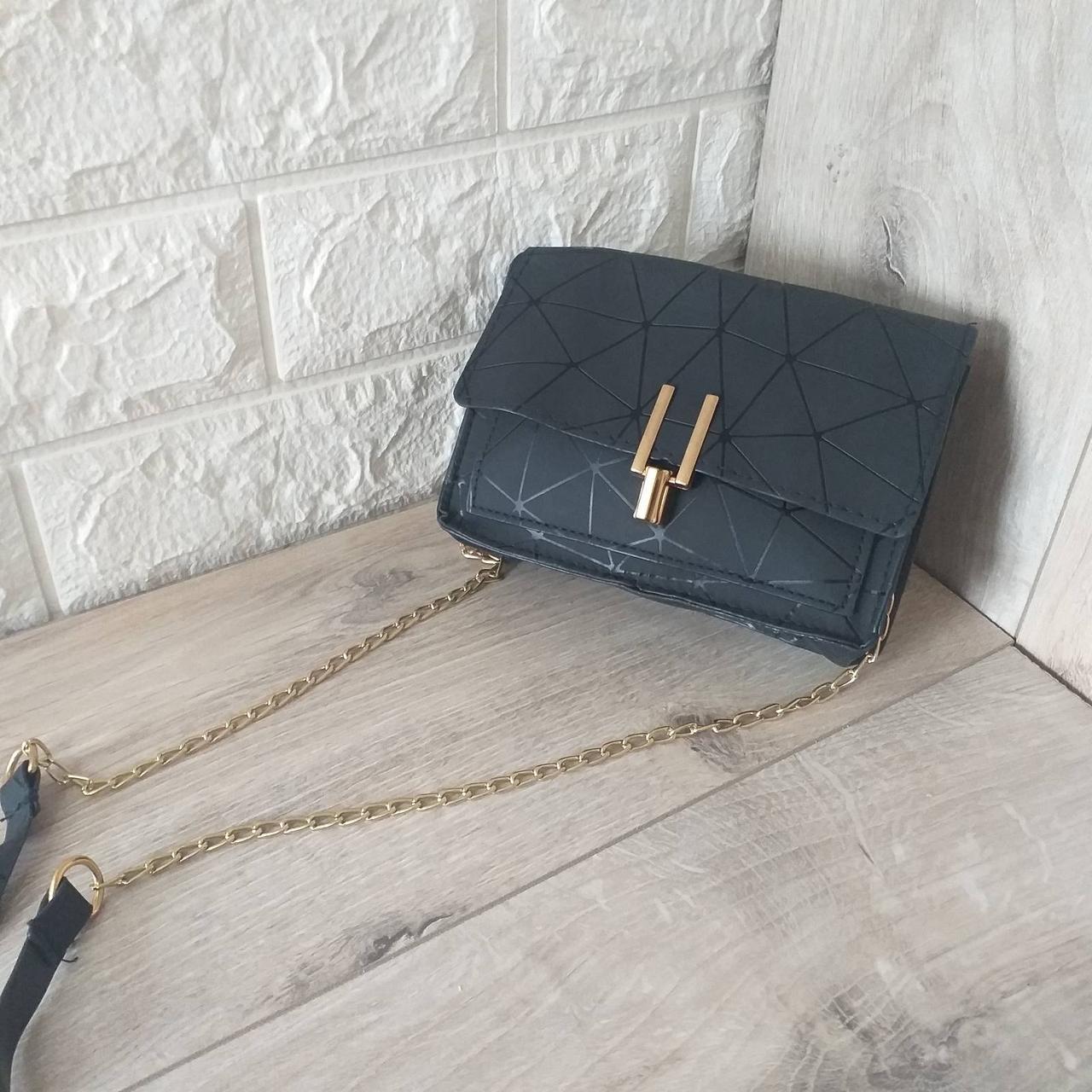 Женская сумка маленькая классическая на цепочке Черный (KG-7252) Женская сумка маленькая классическая на цепочке Черный (KG-7252)