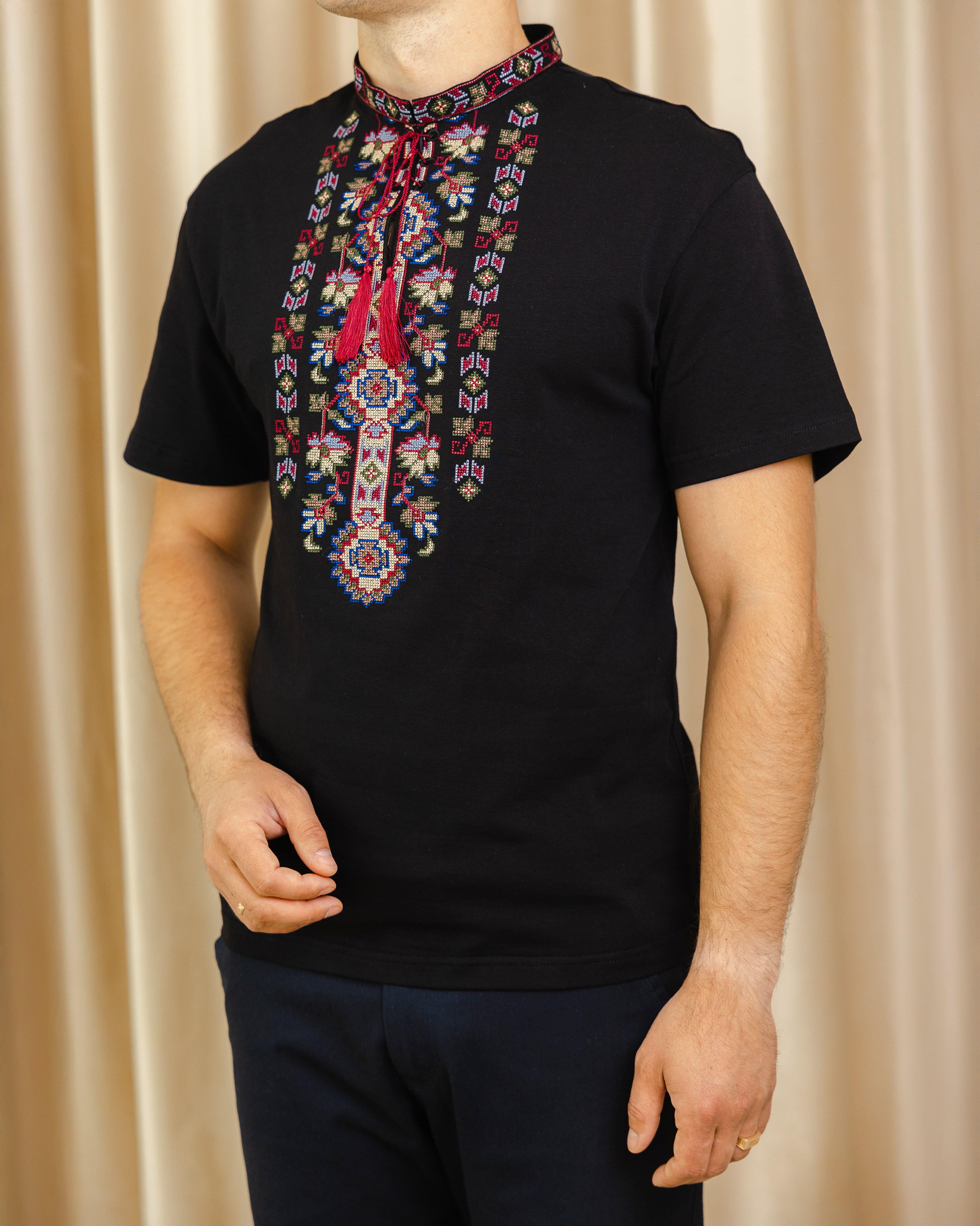 Футболка с вышивкой мужская Симфония вышивкой S Черный/Красный (0002305) - фото 3 Футболка с вышивкой мужская Симфония вышивкой S Черный/Красный (0002305) - фото 3