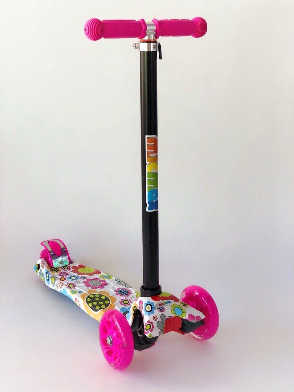 Самокат детский MicMax Scooter Pro 030 с подсветкой колес Белый с цветами (030-whitefl)