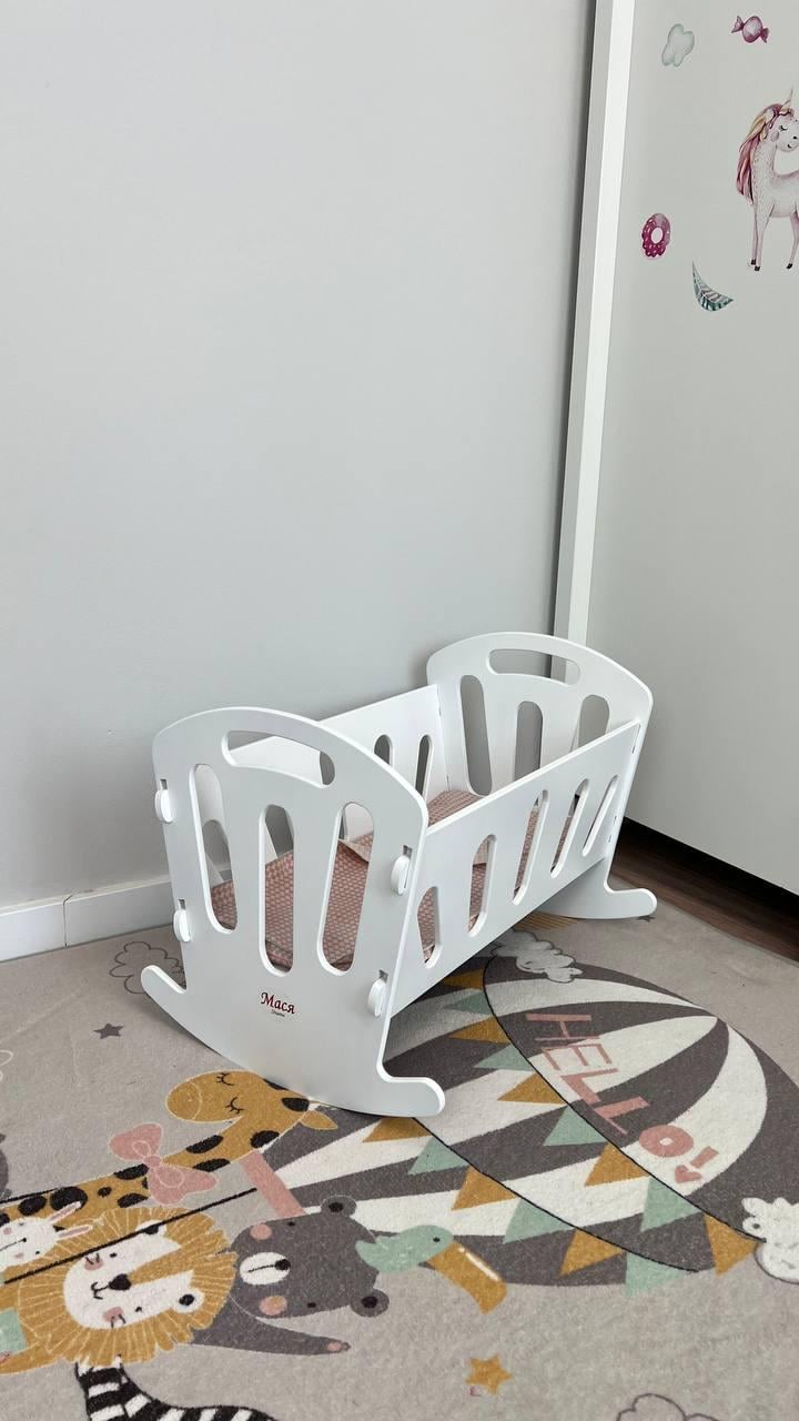 Игрушка кроватка-люлька с постельным бельем Белый - фото 2 Игрушка кроватка-люлька с постельным бельем Белый - фото 2