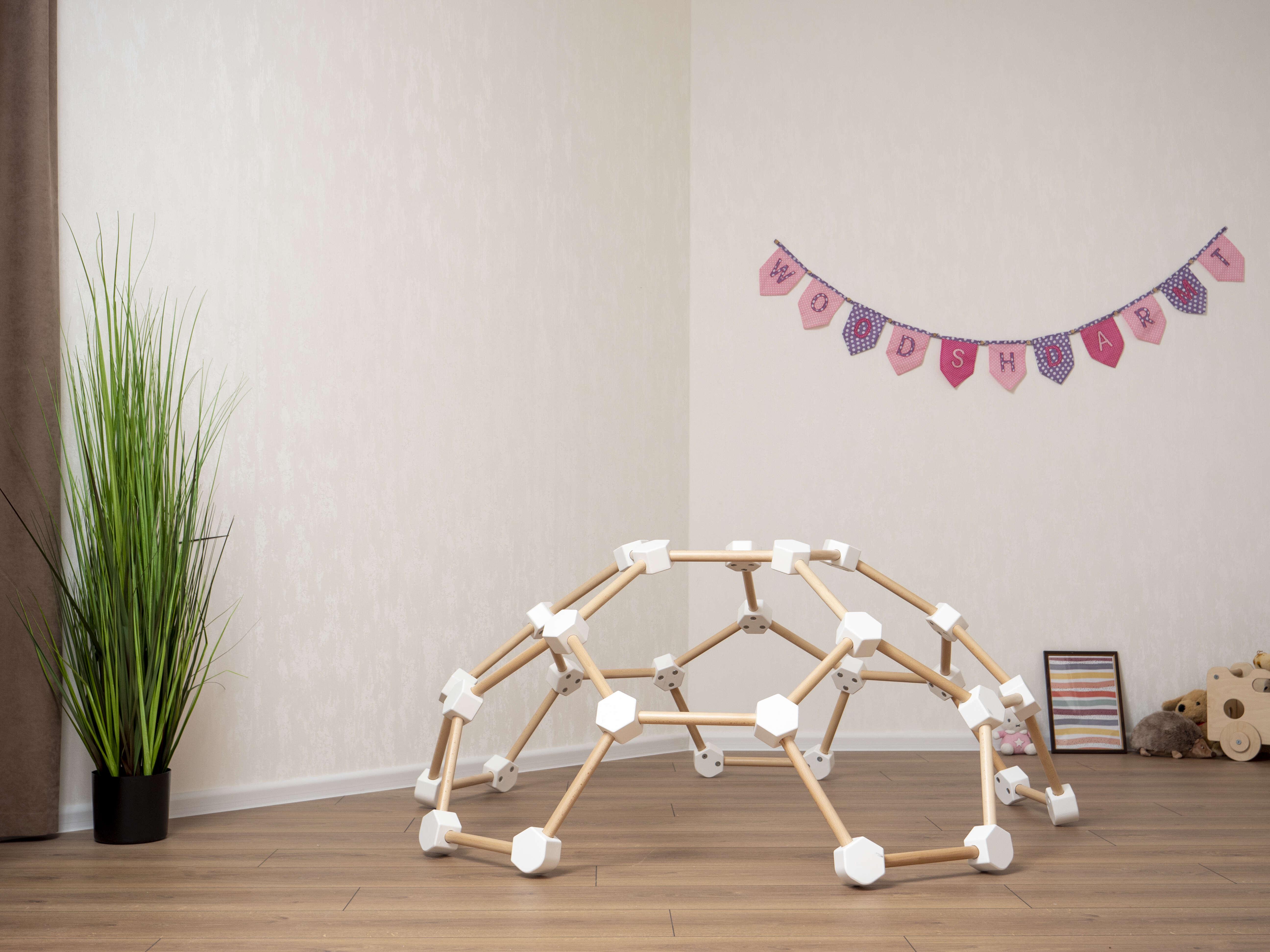 Тренажер дитячий Woodandhearts Павук М Натуральне дерево/Білий (AAKS009)