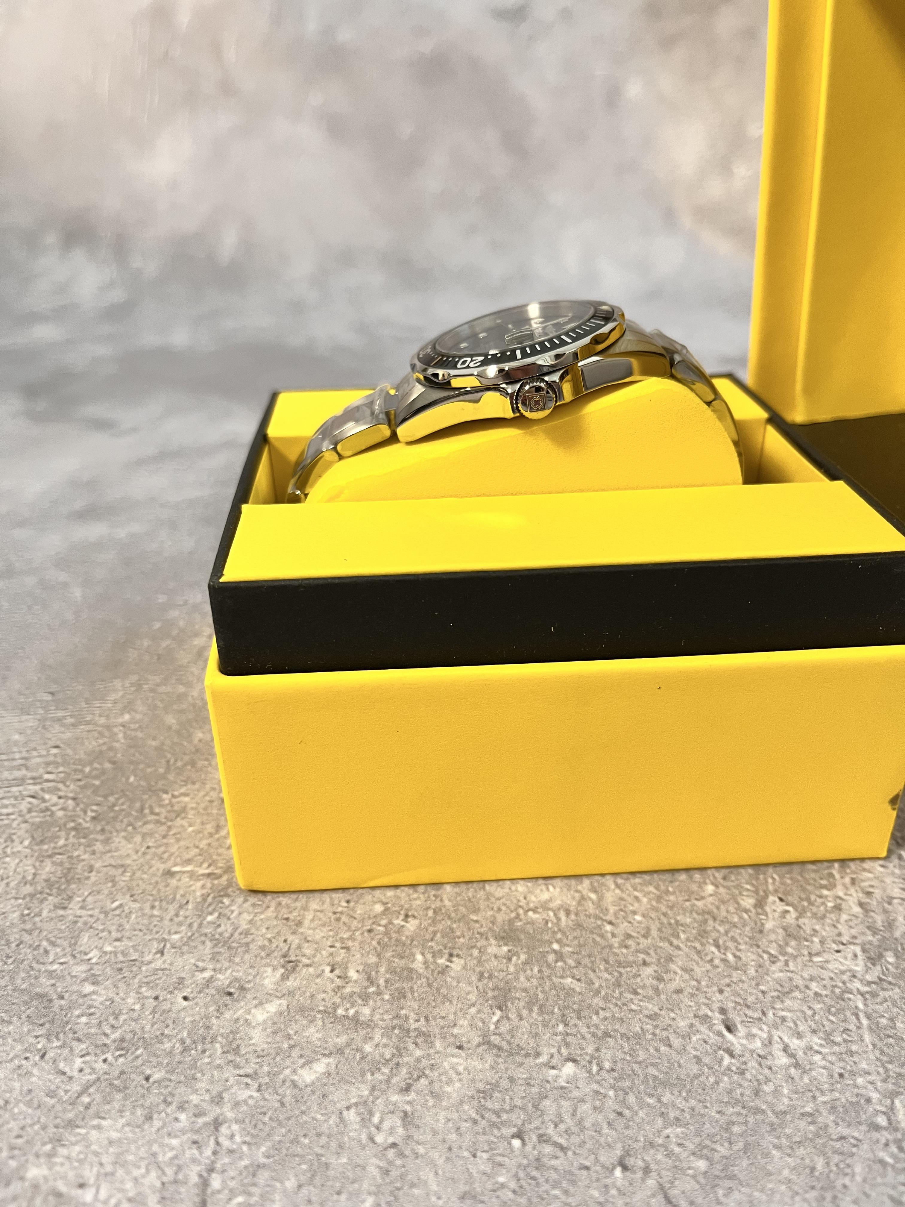 Годинник класичний Invicta 8932 (10555200) - фото 3 Годинник класичний Invicta 8932 (10555200) - фото 3