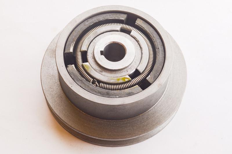 Муфта-шків зчеплення для віброплити 20х130 мм під 1 ремінь профіль А (4600)