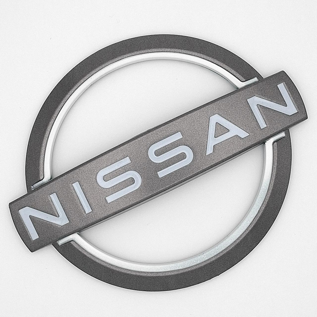 Эмблема Nissan ABS Серый матовый 110х90 мм (84890 6LS0A)