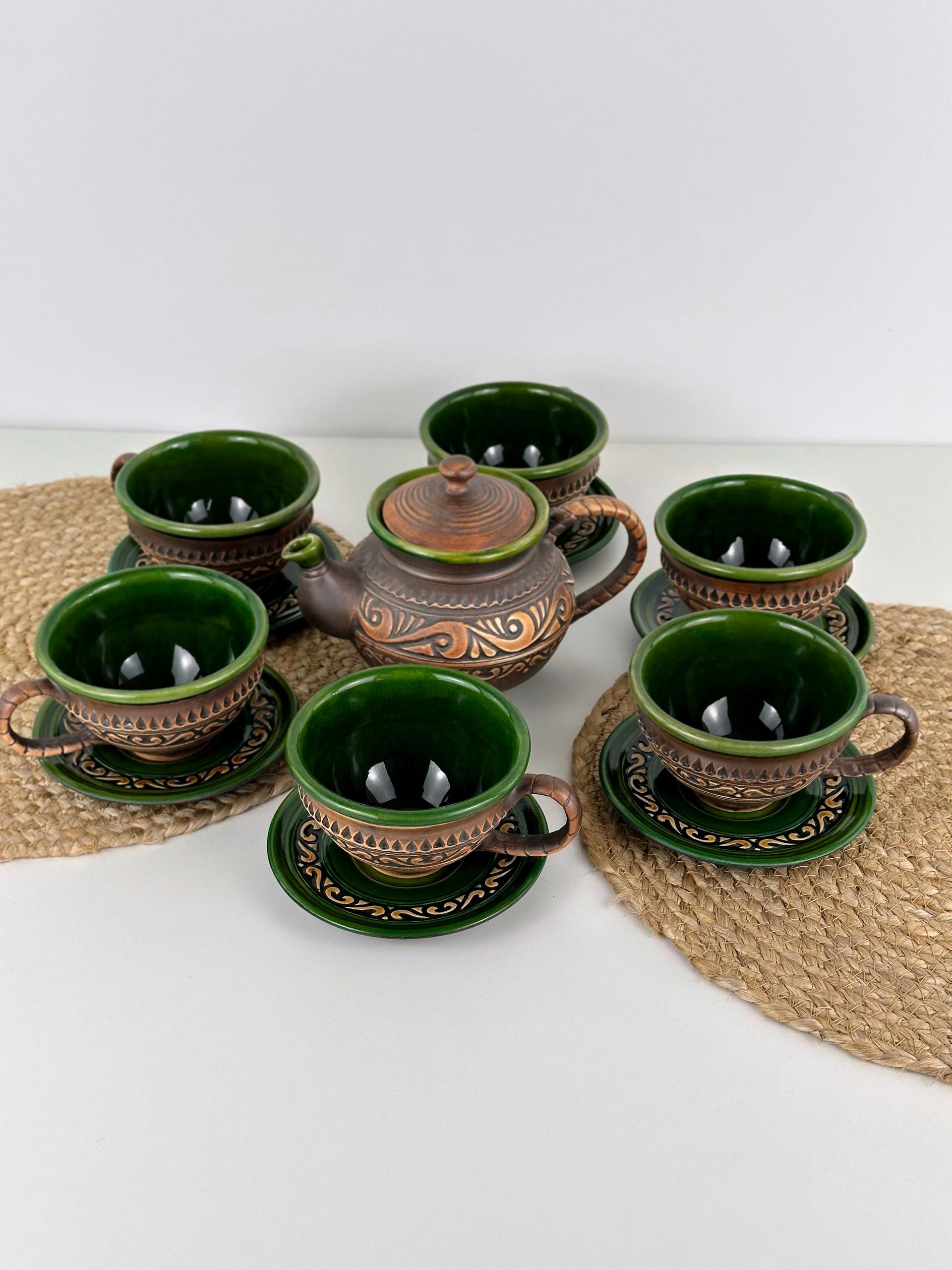 Набір глиняного посуду для чаювання Гражда на 6 чоловік Коричневий (17019-27) Набір глиняного посуду для чаювання Гражда на 6 чоловік Коричневий (17019-27)