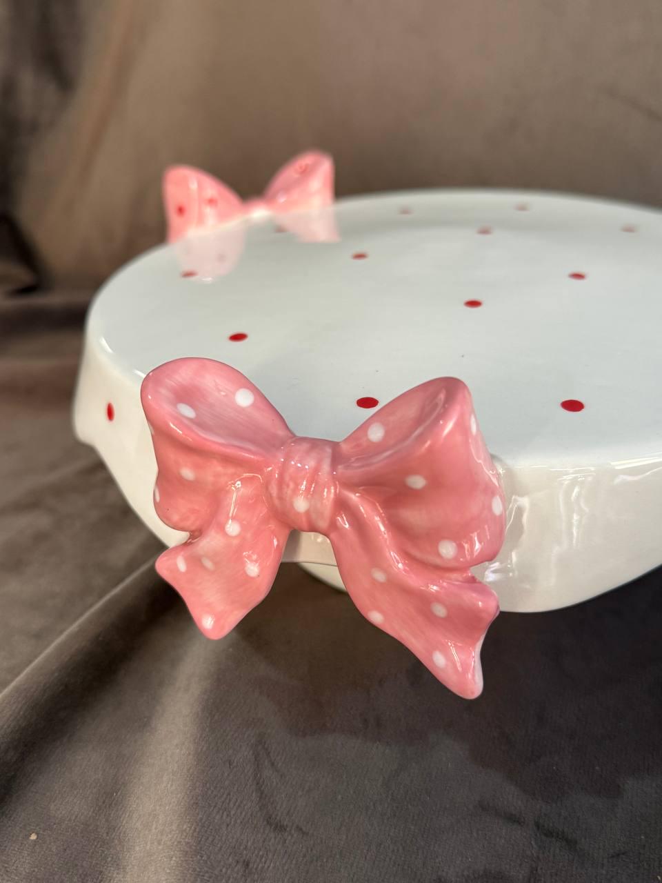 Тортовница Elisey Розовые бантики керамическая 20 см Белый (6037-017) - фото 3