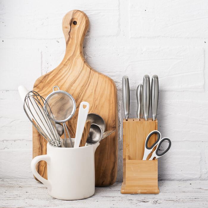 Держатель для ножей Relaxdays из дерева вертикальный (1868773) - фото 2 Держатель для ножей Relaxdays из дерева вертикальный (1868773) - фото 2