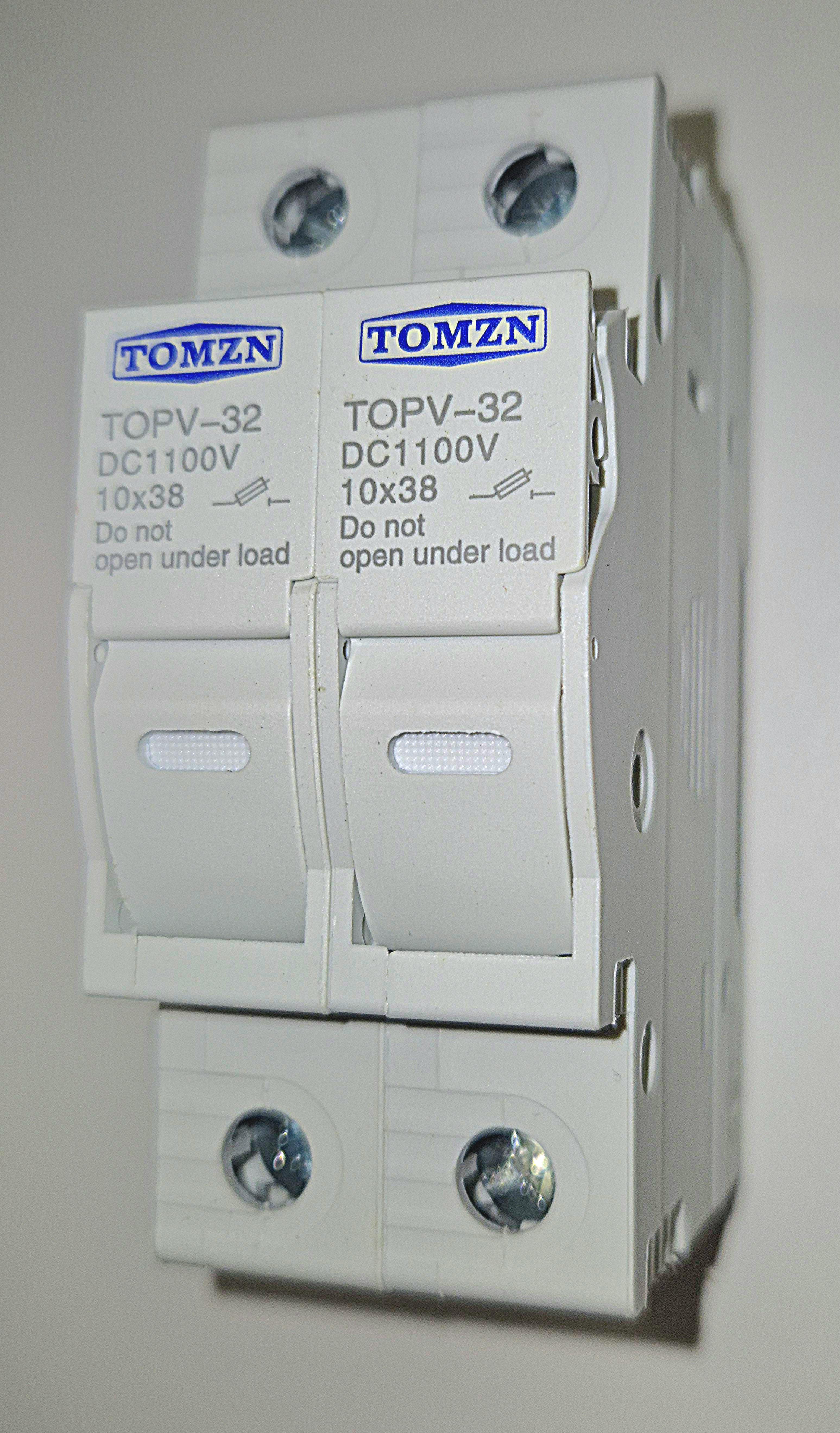 Тримач запобіжників TOMZN для фотоелектричних станцій 2р під запобіжник 10х38 мм (23433213)