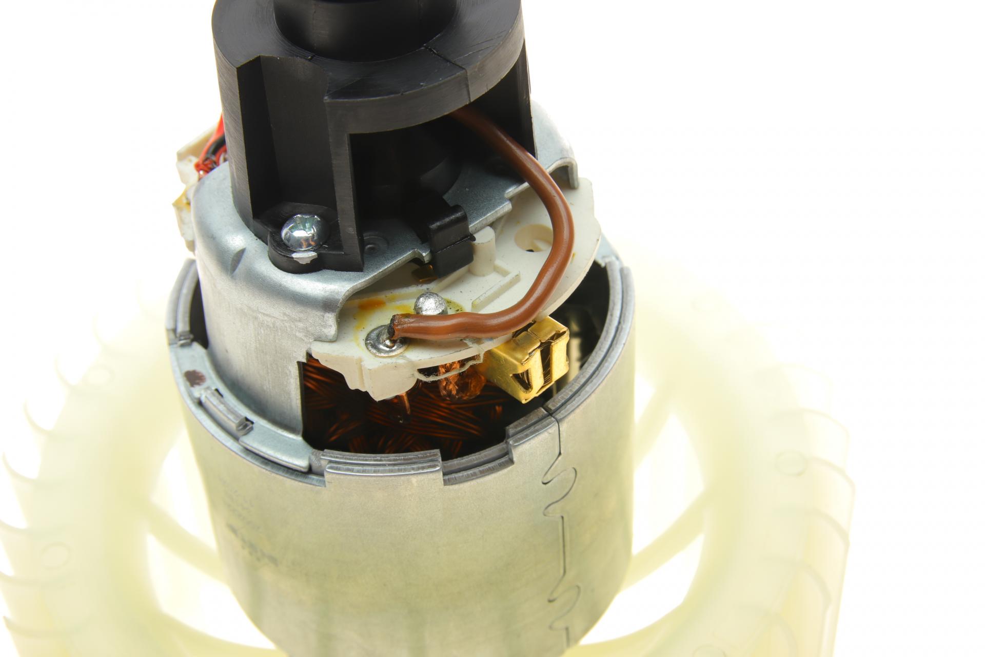 Моторчик печи NRF Audi 100/A6 90-97 34183