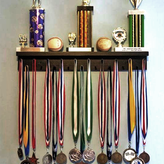 Полка для медалей из дерева Напура Капучино (ПМЛ-001209)