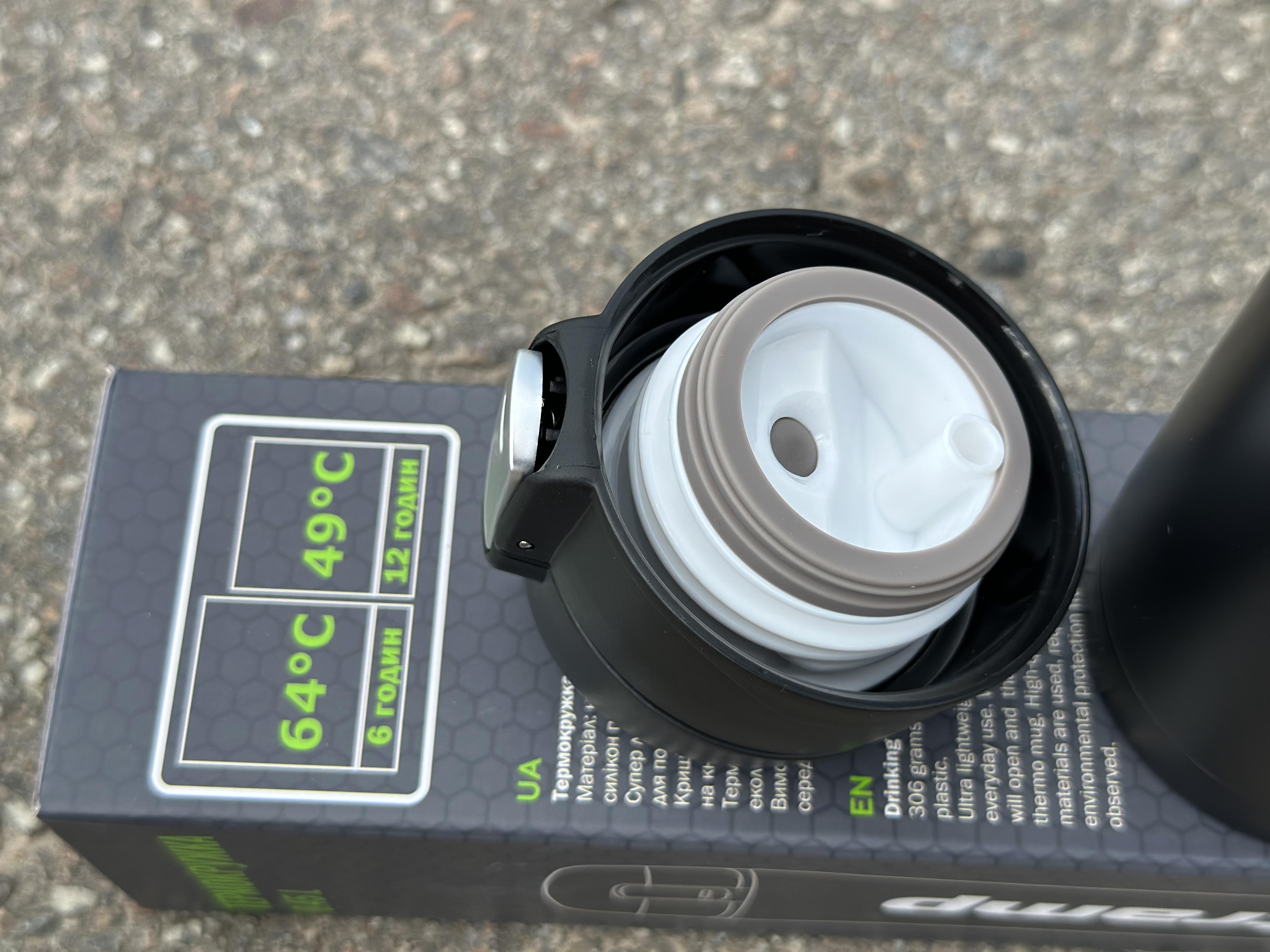 Термокружка Tramp держит 12 ч. 0,45 л (UTRC-107-black) - фото 8 Термокружка Tramp держит 12 ч. 0,45 л (UTRC-107-black) - фото 8