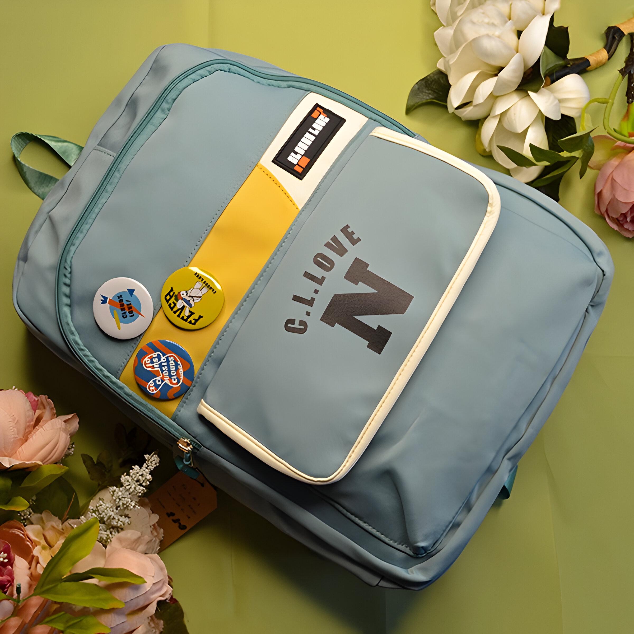 Шкільний рюкзак Love зі значками 30х43х17 см Бірюзовий (23-9) - фото 2