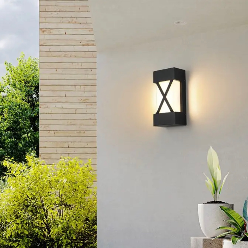 Светильник со стильным дизайном для улицы 2603