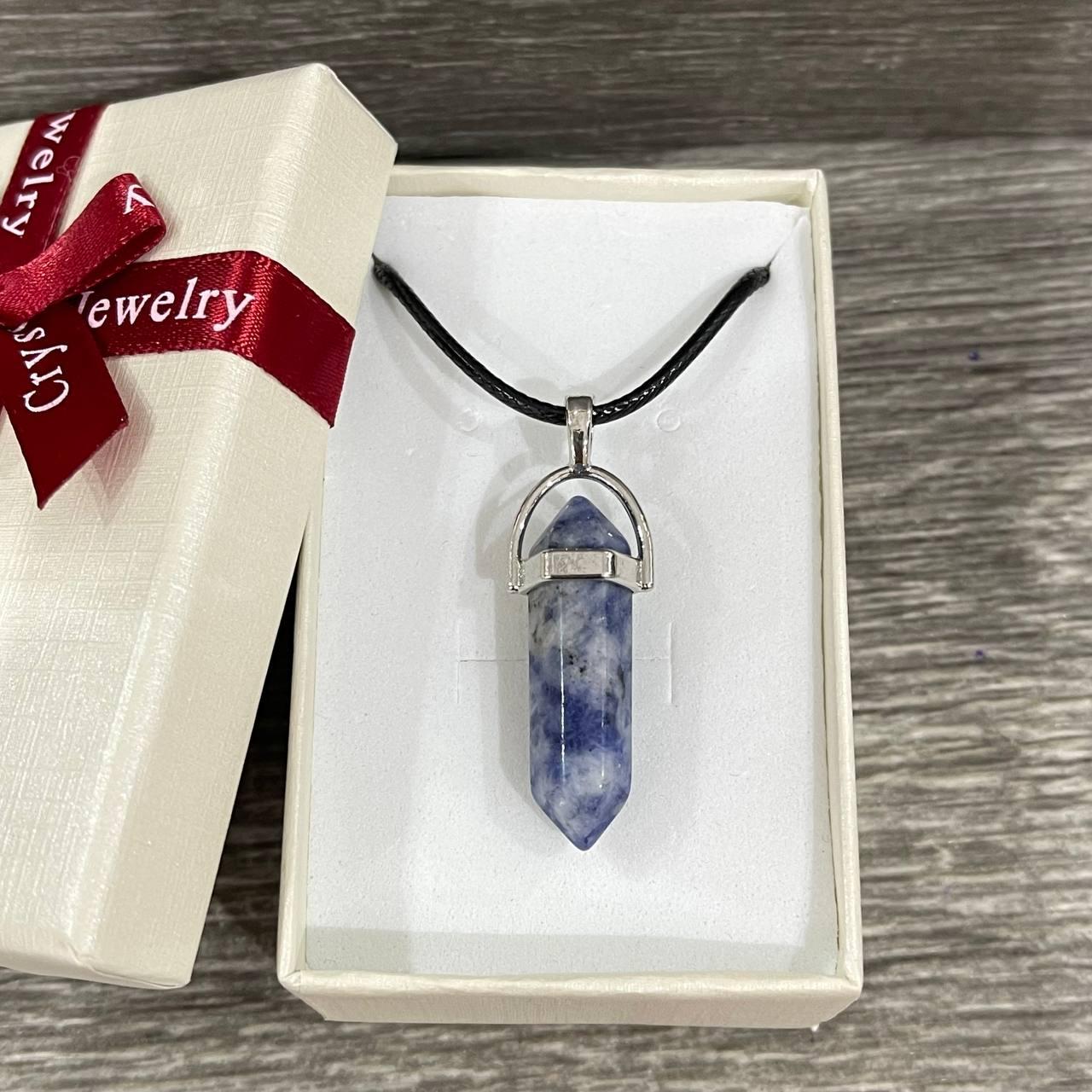 Кулон с натуральным камнем содалит синий шестигранник 4 см на шнурке (1979019530)