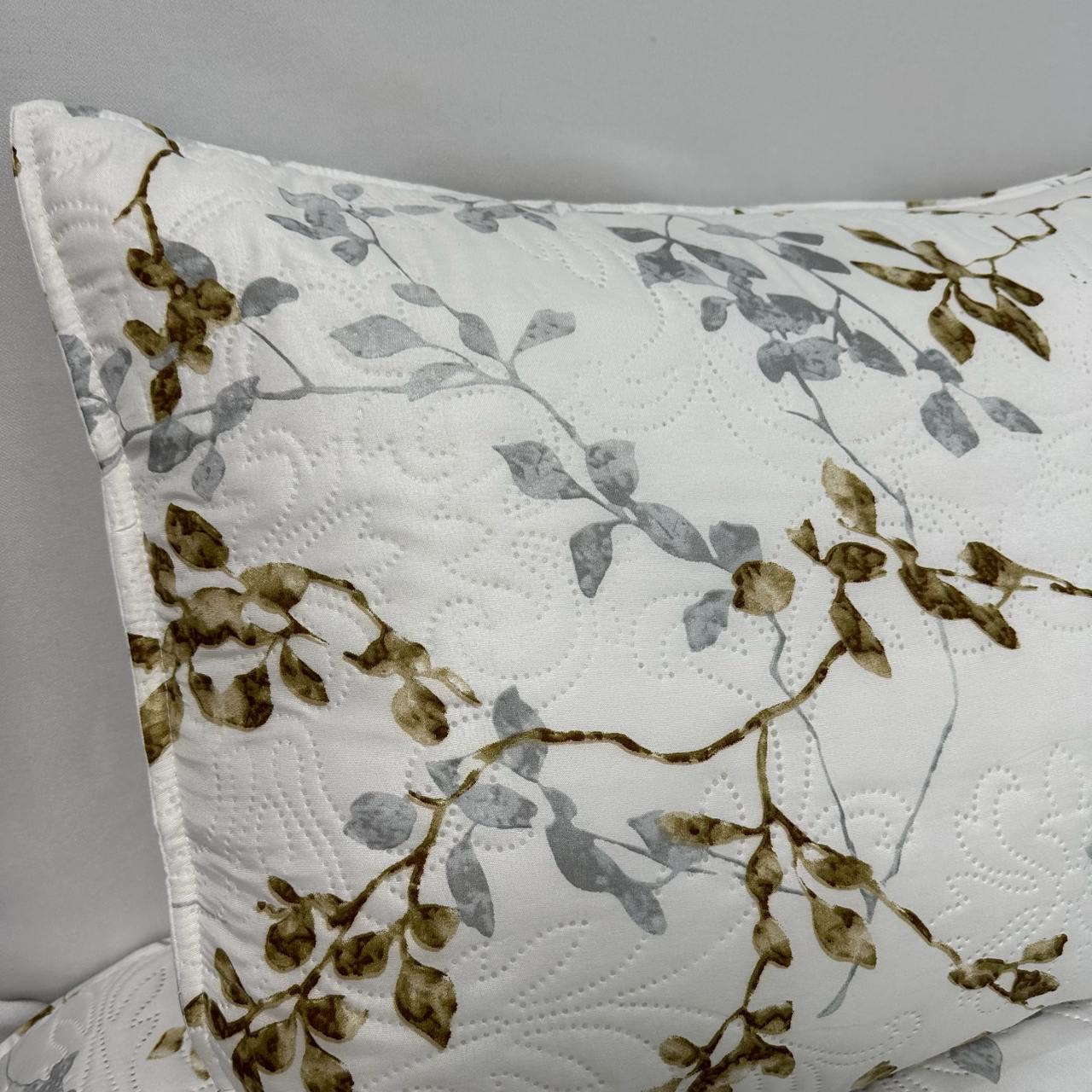 Набір покривало стьобане з квітковим принтом 200x230 см/2 наволочки 50x70 см Молочний (28710433) - фото 4 Набір покривало стьобане з квітковим принтом 200x230 см/2 наволочки 50x70 см Молочний (28710433) - фото 4