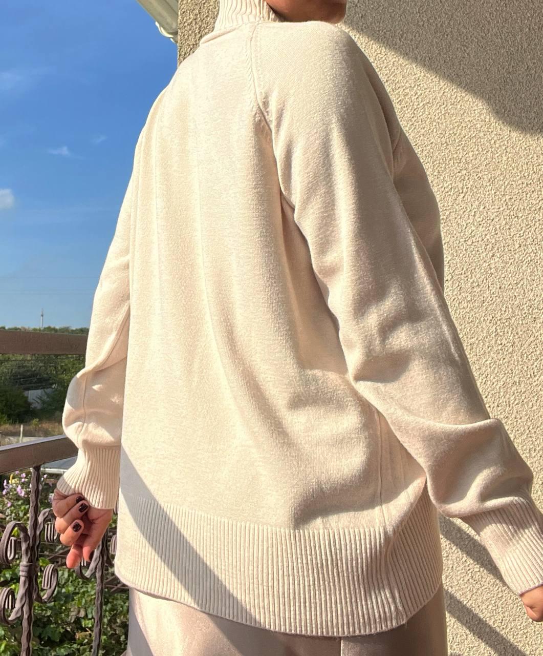 Свитер женский A-N 1066 тонкий широкий высокий воротник OS Бежевый (2753) - фото 5