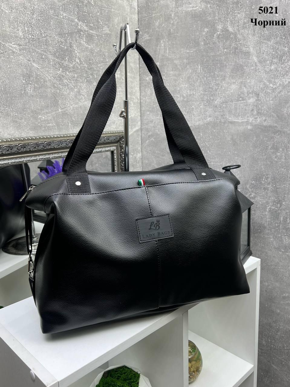 Сумка женская на плечо спортивная из экокожи дорожная большая Черный - фото 3 Сумка женская на плечо спортивная из экокожи дорожная большая Черный - фото 3