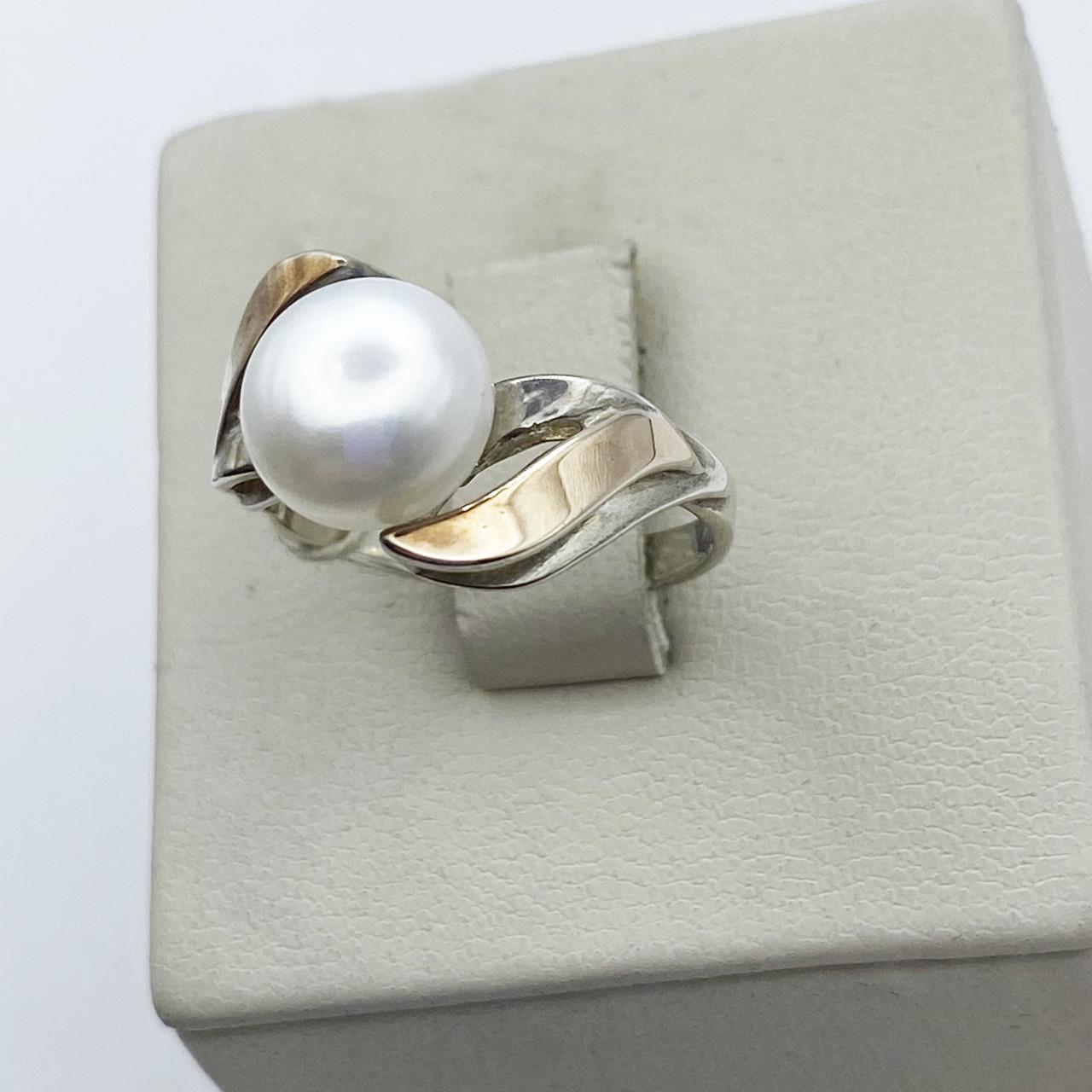 Каблучка срібна з перлами р. 17 3,41 г (1991064583)