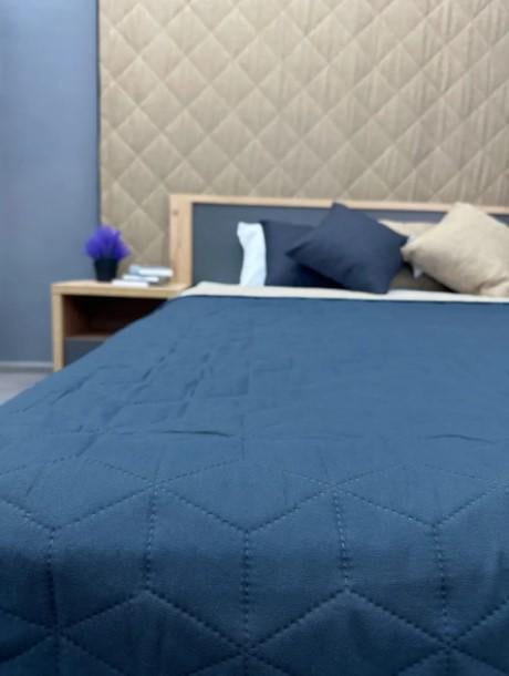 Покрывало двухстороннее Decorator Microfiber Куб 140х215 см. Синий/Бежевый (85-106) - фото 2 Покрывало двухстороннее Decorator Microfiber Куб 140х215 см. Синий/Бежевый (85-106) - фото 2