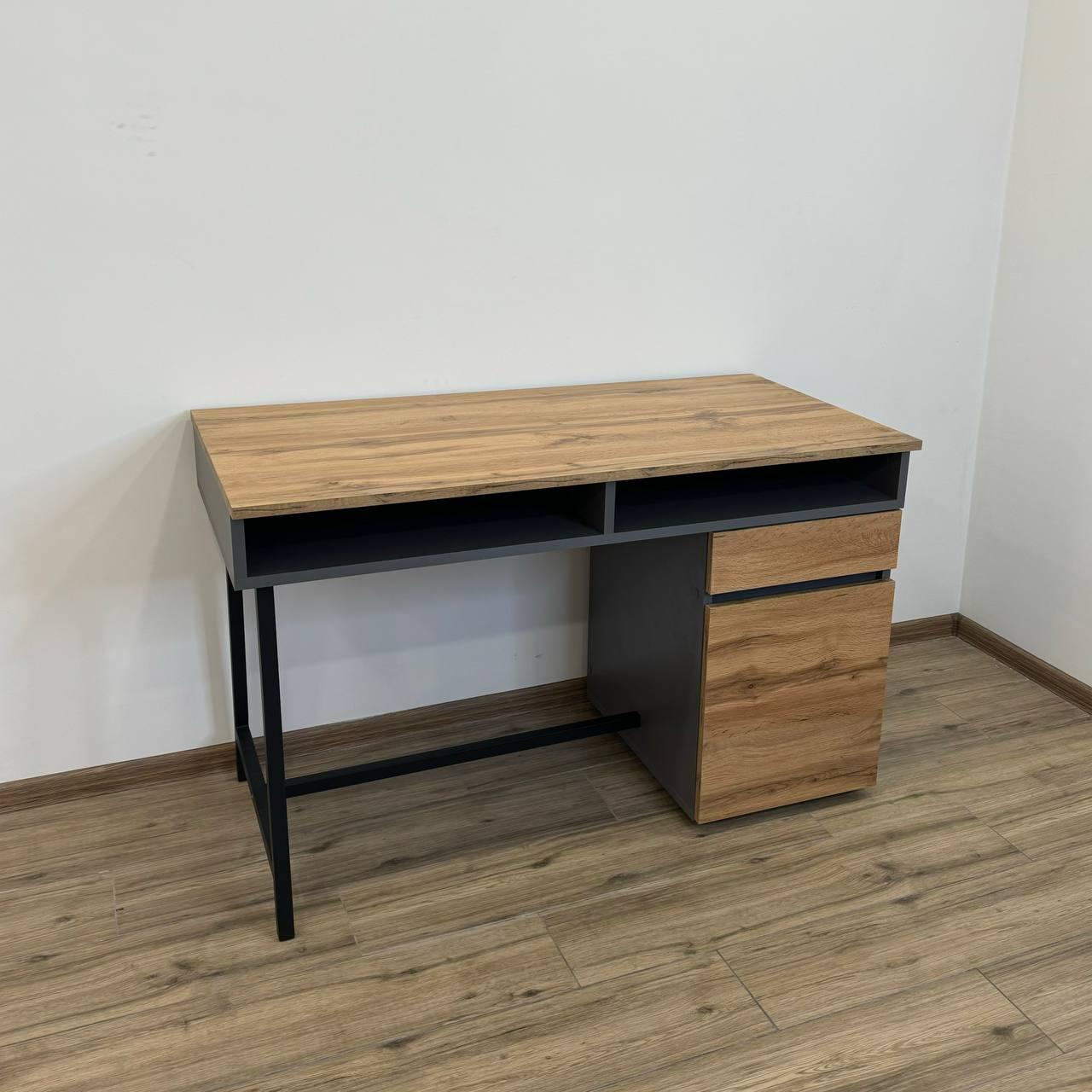 Стол офисный прямой Loft УТП026650 с ящиком и тумбочкой металлический