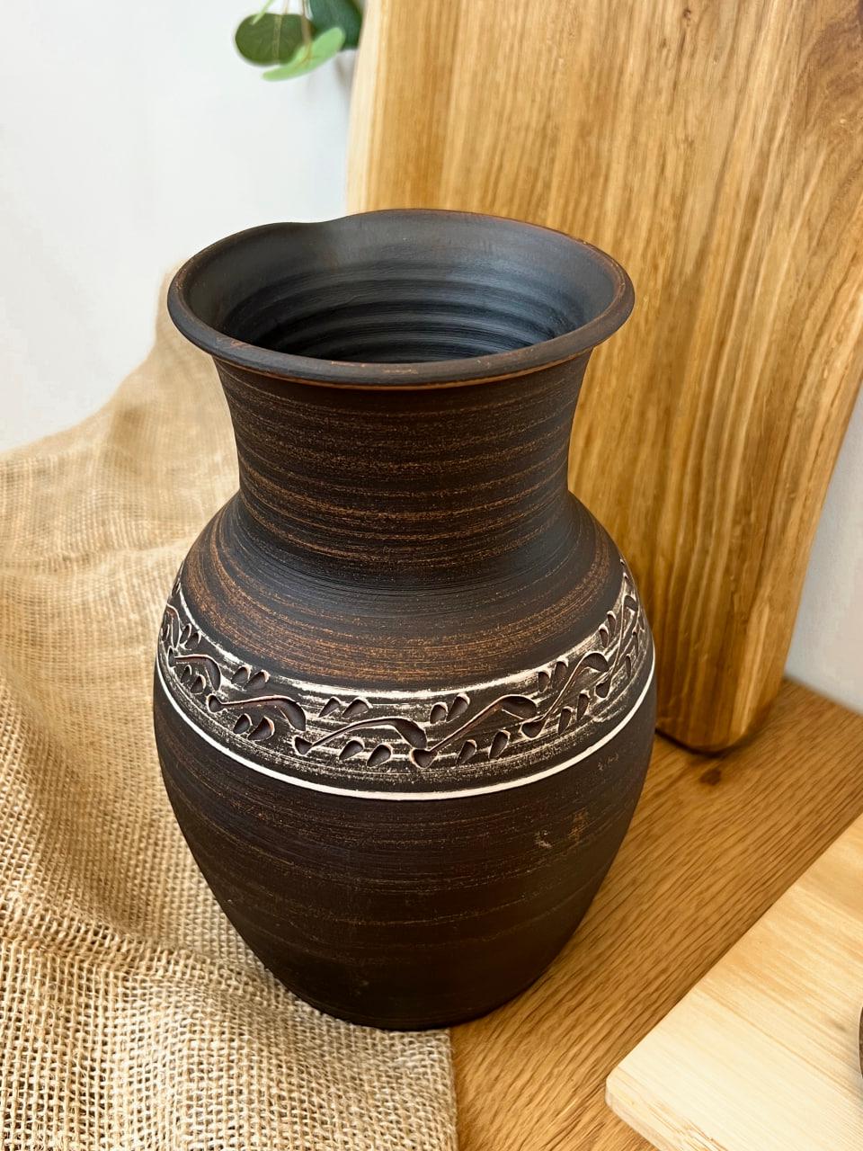 Глек керамічний глиняний різьблений без ручки ангоб 2 л (3001-37) - фото 6 Глек керамічний глиняний різьблений без ручки ангоб 2 л (3001-37) - фото 6