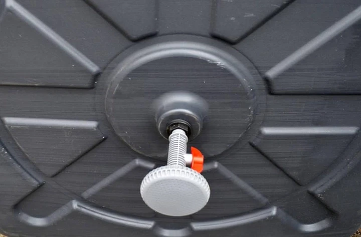 Бак для літнього душу Европласт на 150 л (6255) - фото 3 Бак для літнього душу Европласт на 150 л (6255) - фото 3