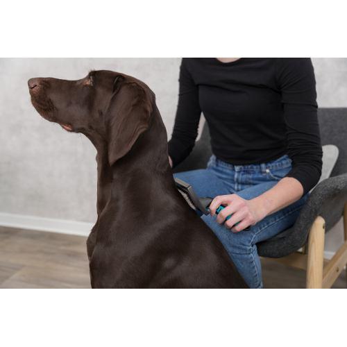 Щітка-пуходерка Trixie з пластиковою ручкою 12х20 см (24133) - фото 2