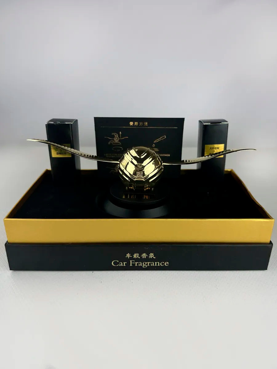 Ароматизатор в автомобиль на солнечной батарее снитч (767874)