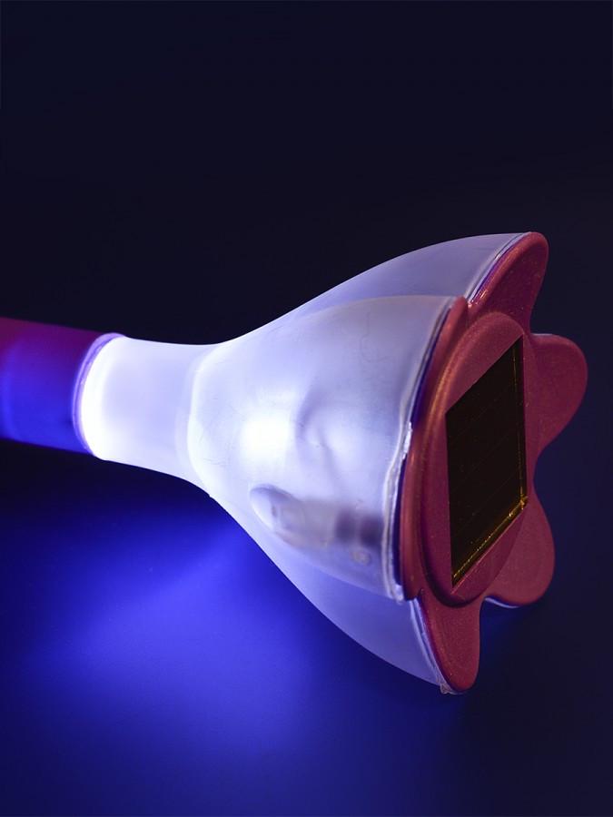 Садовый светильник Lemanso грунтовый на солнечной батарее с выключателем Фиолетовый (CAB116) - фото 2 Садовый светильник Lemanso грунтовый на солнечной батарее с выключателем Фиолетовый (CAB116) - фото 2