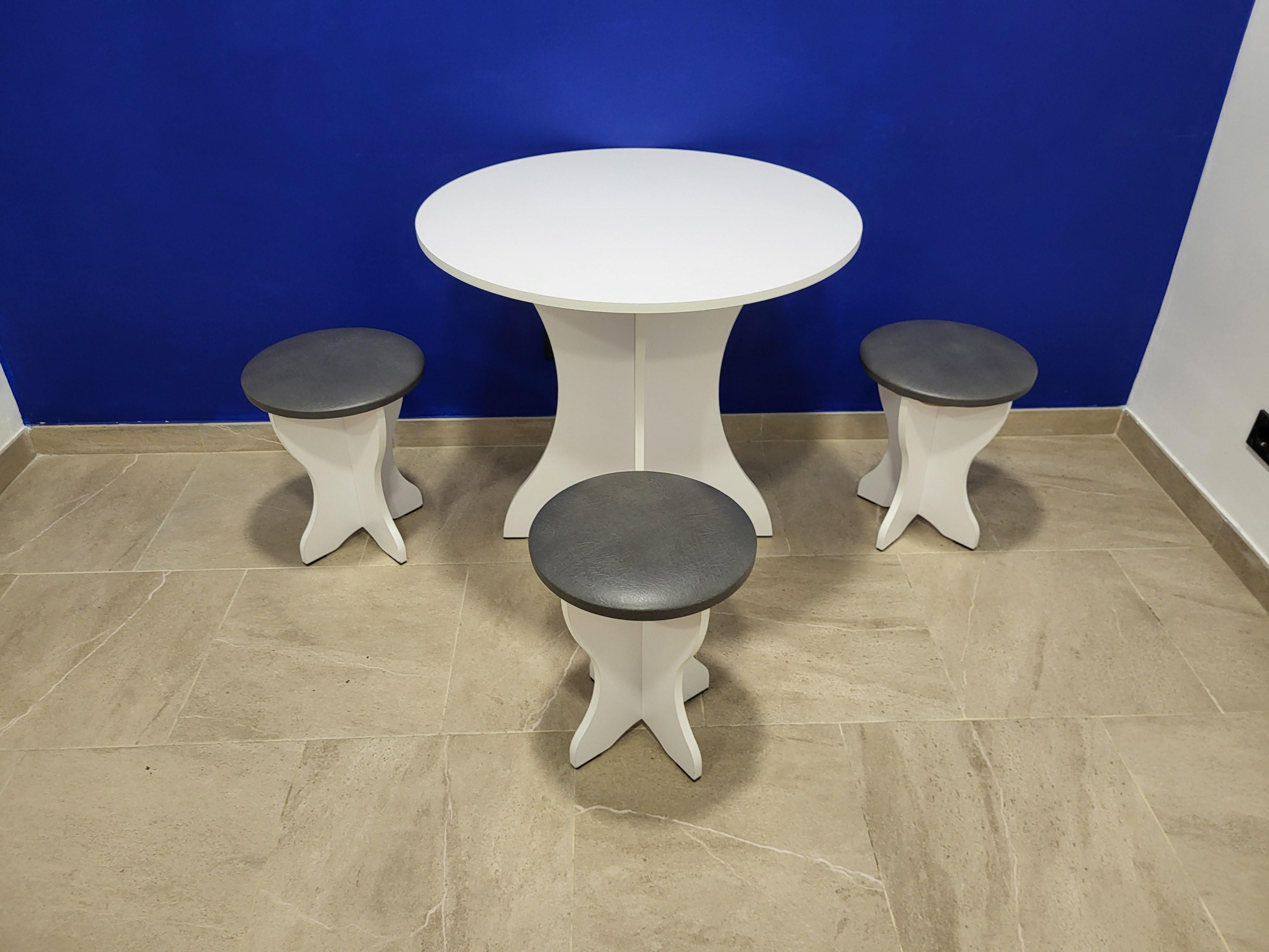 Стол круглый Боярин ДСП/экокожа и 3 табурета Белый/Серый (S3T-B-ES)