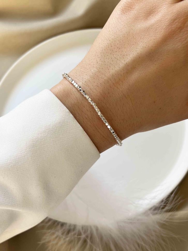 Браслет из гематита 2 мм Серебряный (5053) Браслет из гематита 2 мм Серебряный (5053)