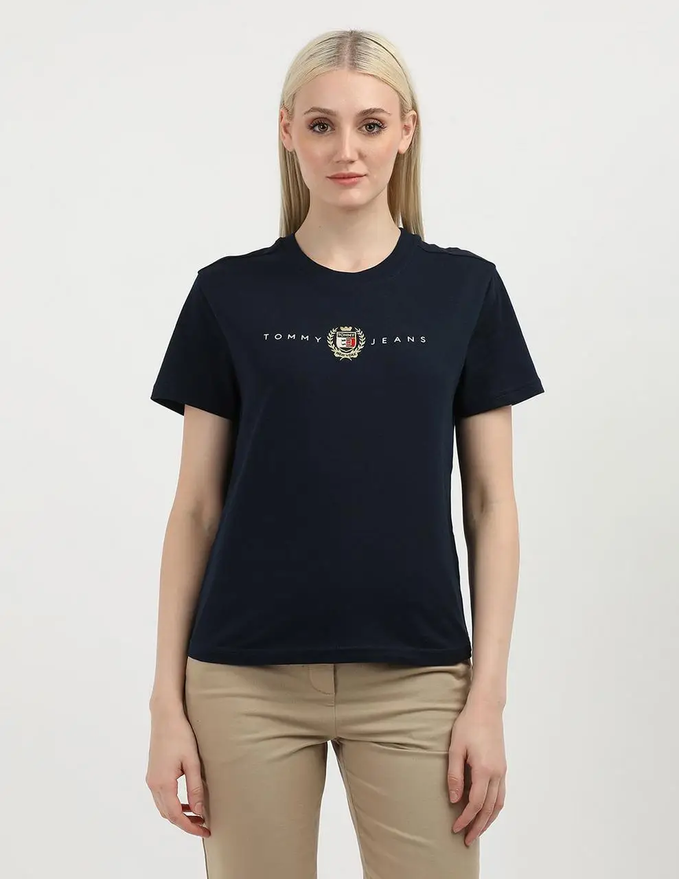Футболка женская Tommy Hilfiger Embroidered Crest 6025BL S