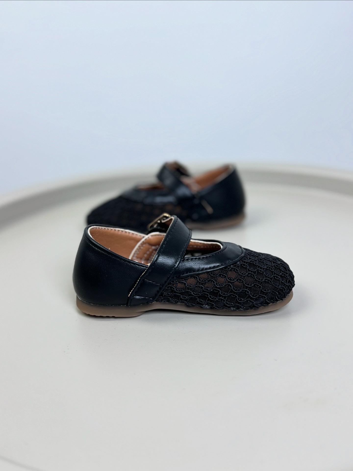 Туфлі дитячі 1574 р. 22 Чорний (27642212) - фото 2 Туфлі дитячі 1574 р. 22 Чорний (27642212) - фото 2