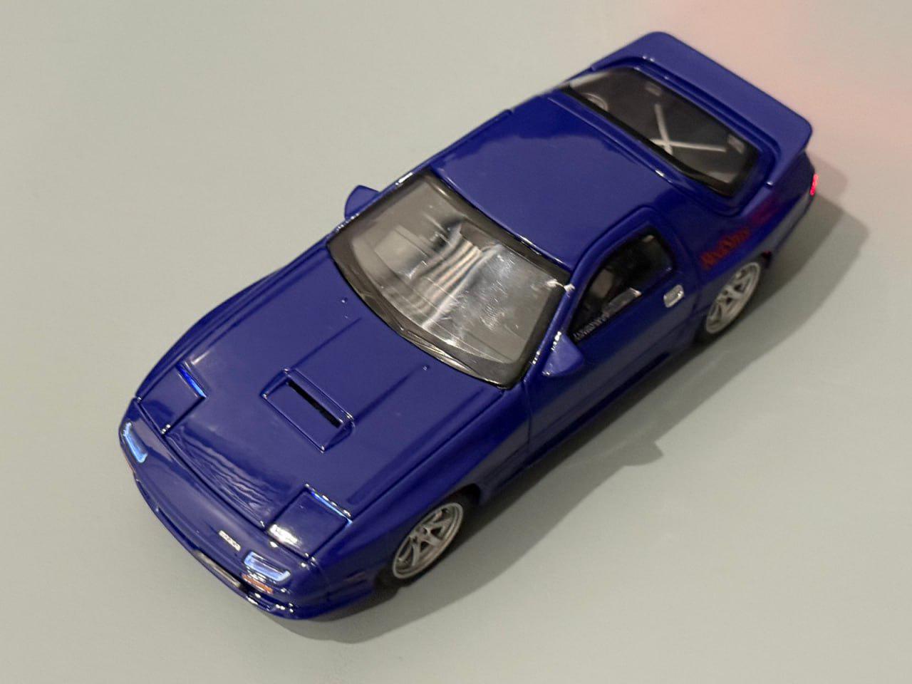 Машинка металлическая АвтоЭксперт Mazda 323 7 1:32 свет/звук/открывается дверь/капот/багажник Синий (36255)