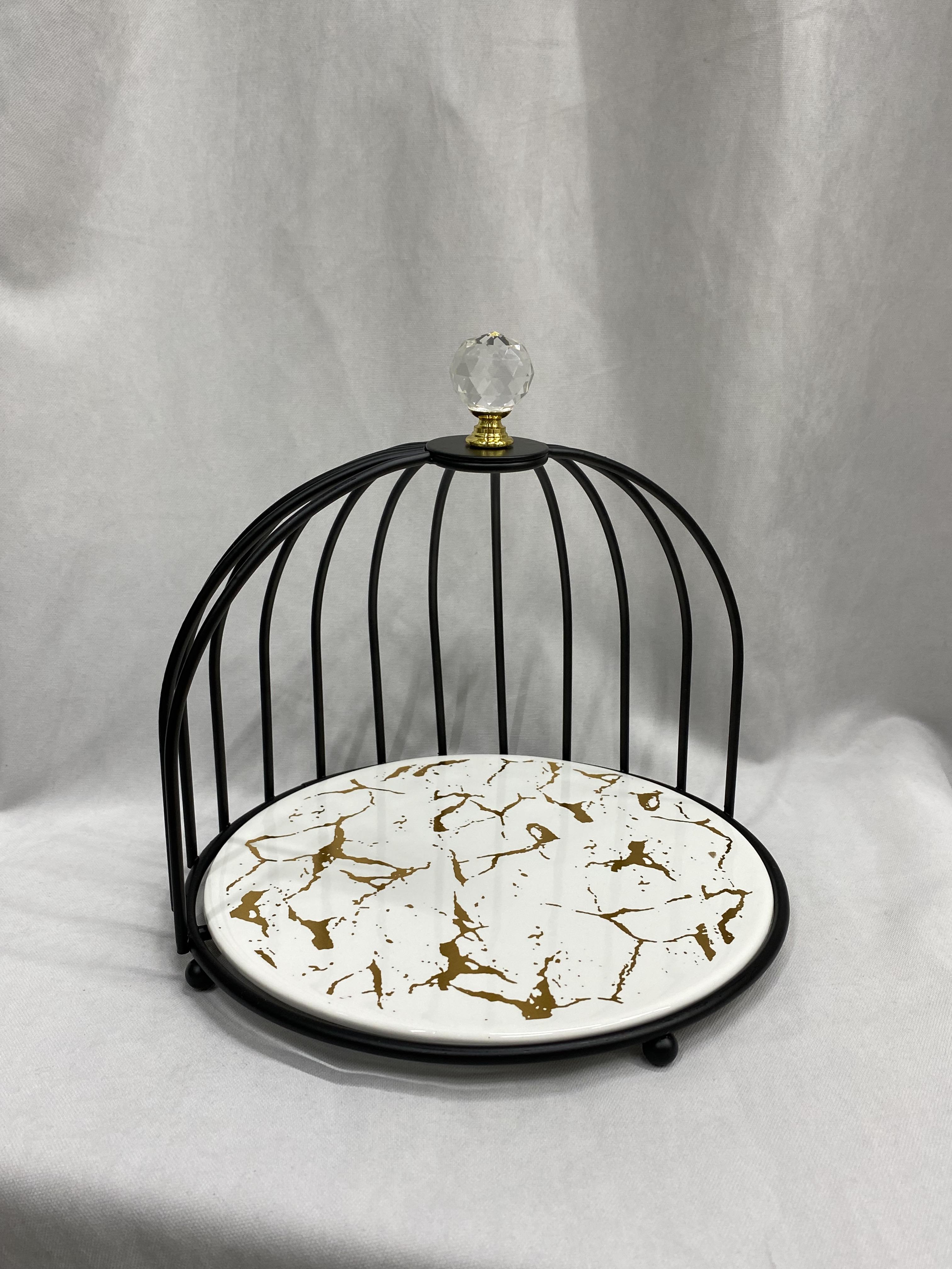 Підставка універсальна чорна дворівнева метал/порцеляна 20х25 см Білий/Золотий