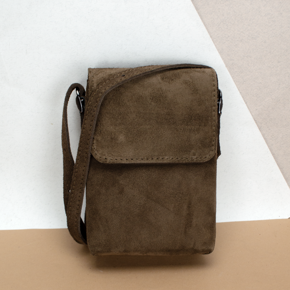 Сумка для телефону жіноча Virginia Conti 03804 замшева Шоколадний (2400553891) - фото 2 Сумка для телефону жіноча Virginia Conti 03804 замшева Шоколадний (2400553891) - фото 2