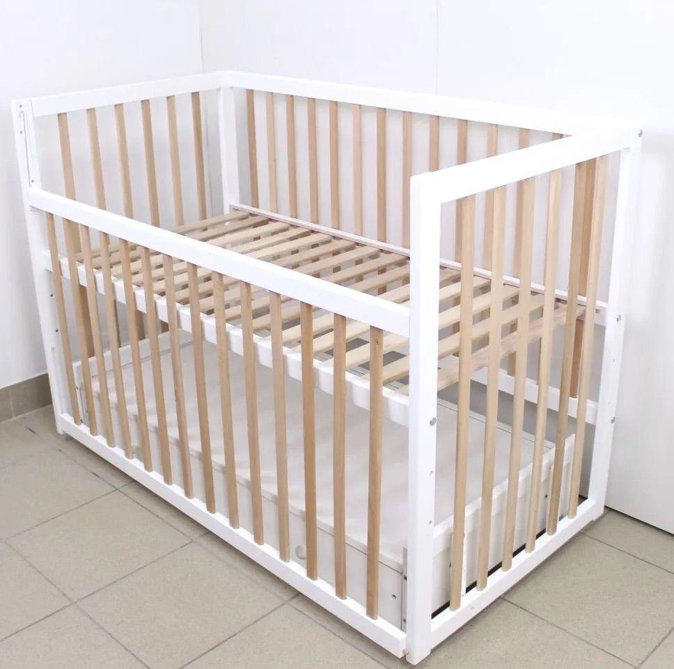 Кроватка для новорожденных Sofia с маятником и ящиком деревянная Белый/Натуральный (Kuz60)